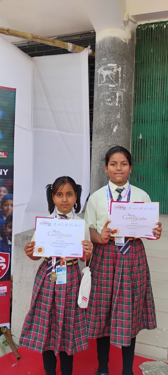 District Topper with Teachers